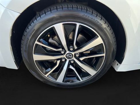 Used 2023 Nissan Maxima SV w/ Floor Mat Group image 11