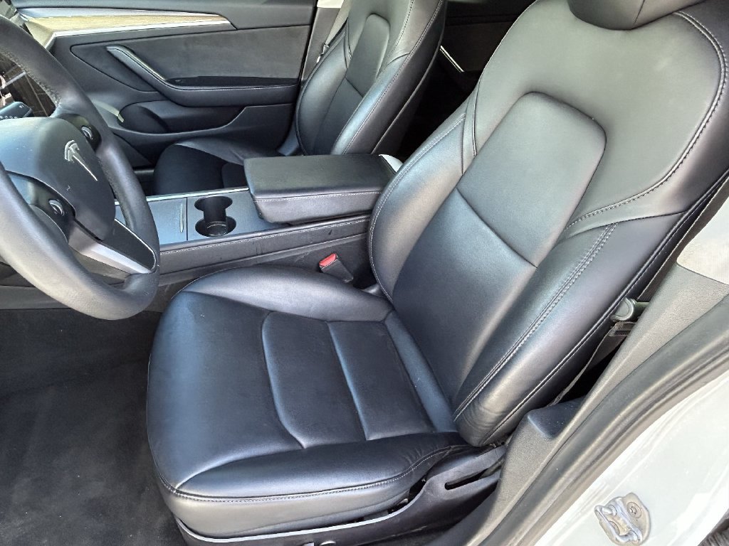 Used 2021 Tesla Model 3 Standard Range Plus RWD image 19
