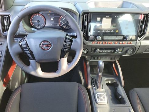 New 2026 Nissan Frontier PRO-4X w/ Pro-4x Convenience Package image 8