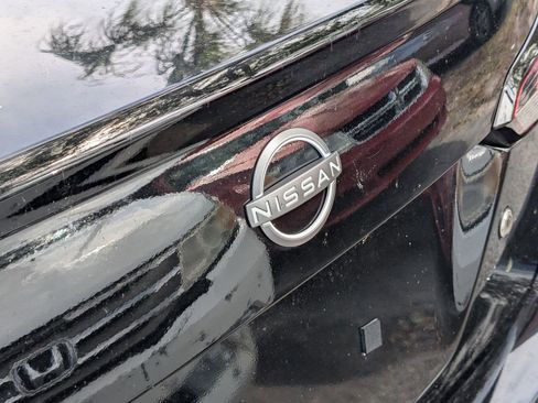 Used 2024 Nissan Versa S w/ Trunk Package image 19