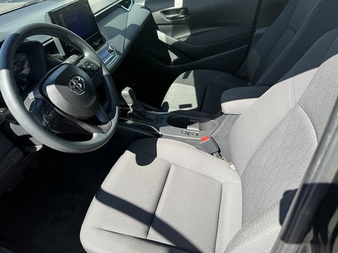 Used 2024 Toyota Corolla LE FWD image 11