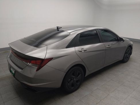 Used 2023 Hyundai Elantra SEL FWD image 10