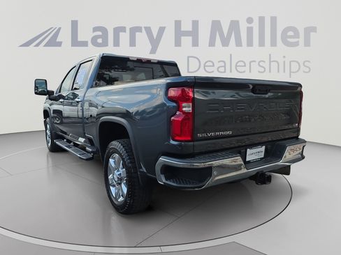 Used 2020 Chevrolet Silverado 2500 LTZ w/ Technology Package AWD/4WD image 3
