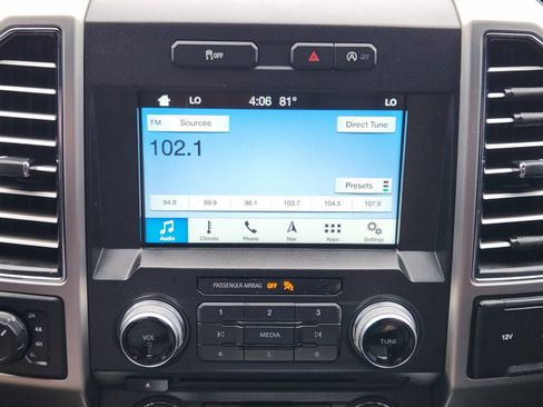 Used 2018 Ford F150 Platinum image 19