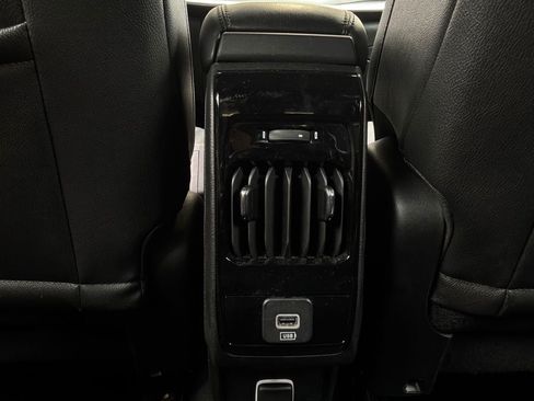 Used 2025 Jeep Compass Limited AWD/4WD image 13