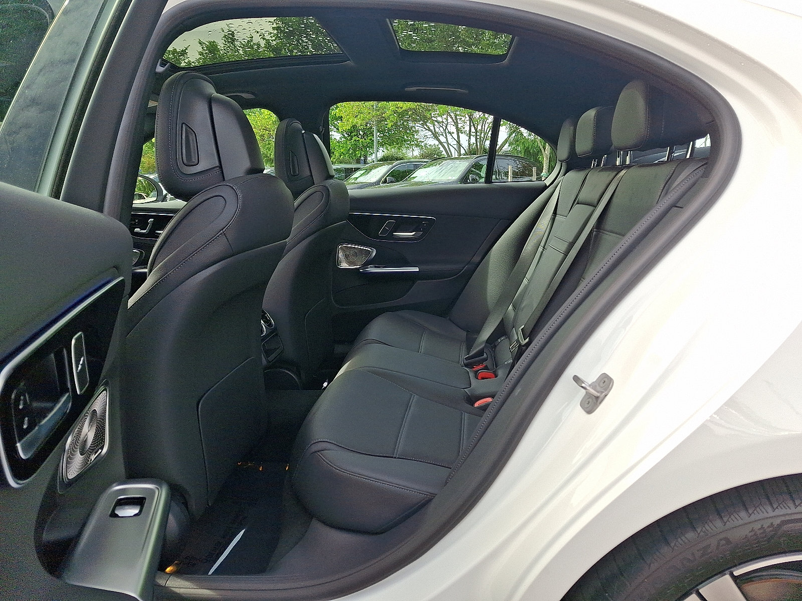 New 2026 Mercedes-Benz C 300 4MATIC Sedan image 8