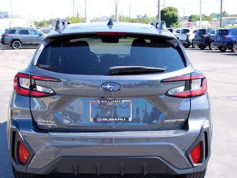 Used 2024 Subaru Crosstrek 2.5i Limited w/ Crosstrek Mirror Package AWD/4WD image 4