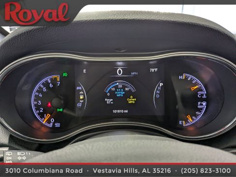 Used 2018 Jeep Grand Cherokee Altitude image 19