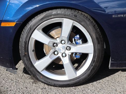 Used 2011 Chevrolet Camaro LS image 36