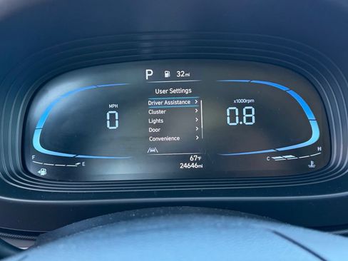 Used 2023 Hyundai Venue SEL FWD image 33