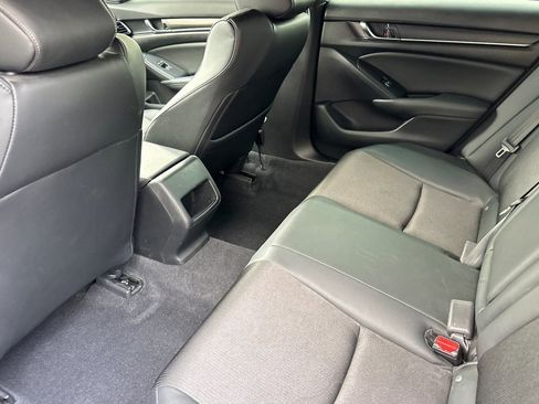 Used 2022 Honda Accord Sport image 12