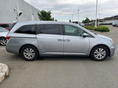 Used 2016 Honda Odyssey EX image 4