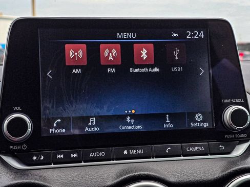 Used 2025 Nissan Sentra SV FWD image 16