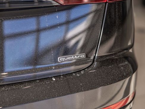 Used 2020 Audi Q8 Premium Plus w/ Premium Plus Package image 15