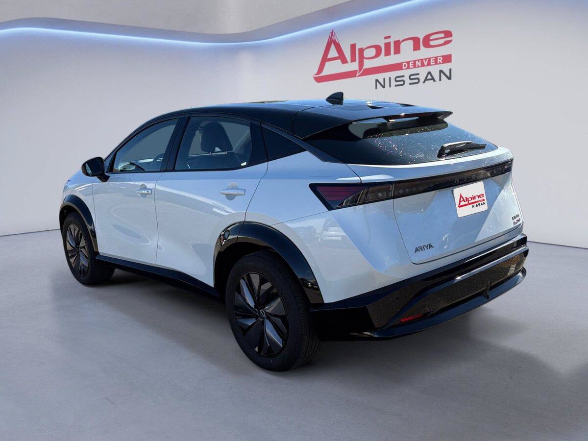 Used 2024 Nissan Ariya AWD image 3