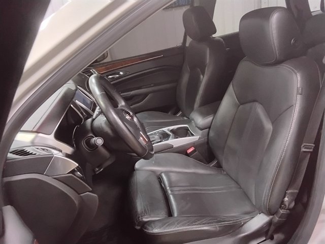 Used 2016 Cadillac SRX Luxury w/ Driver Assist Package AWD/4WD image 10