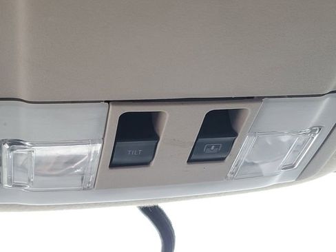 Used 2010 Ford Edge SEL image 20