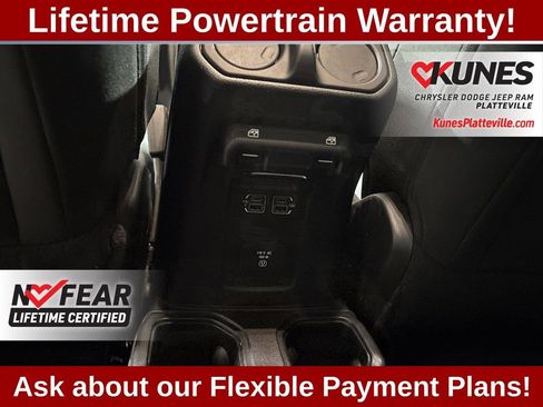 Used 2019 Jeep Wrangler Unlimited Sahara w/ Safety Group AWD/4WD image 20