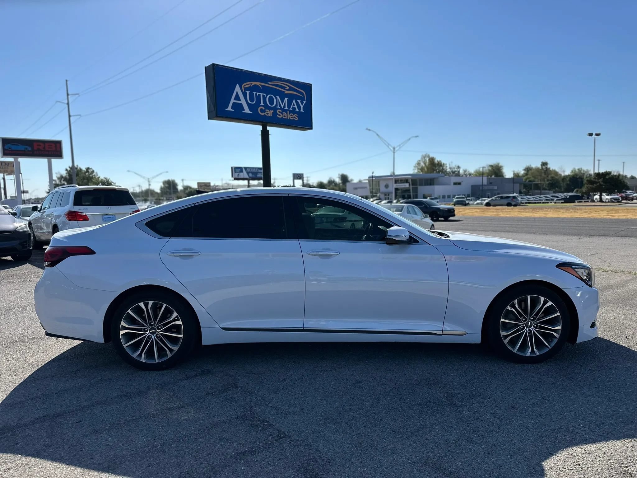 Used 2015 Hyundai Genesis 3.8 w/ Option Group 03 RWD image 5