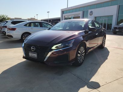 Used 2025 Nissan Altima 2.5 SV