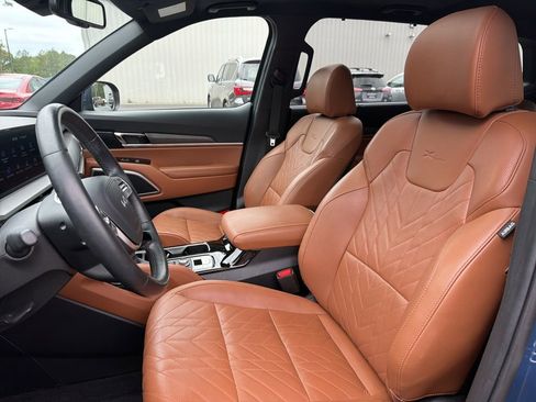 Used 2024 Kia Telluride EX X-Line AWD/4WD image 19