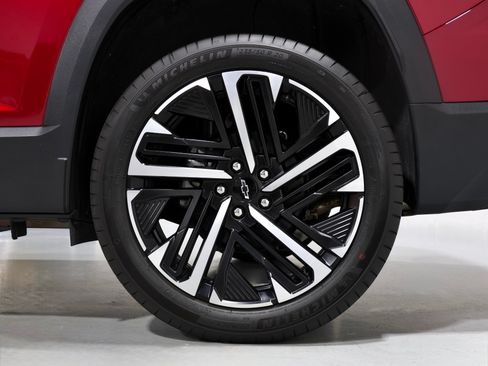 Used 2026 Chevrolet Equinox RS w/ Convenience Package III FWD image 30