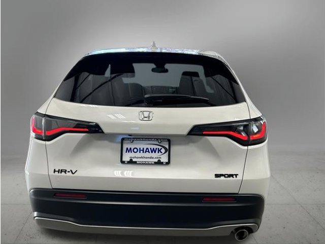 Certified 2026 Honda HR-V Sport image 7