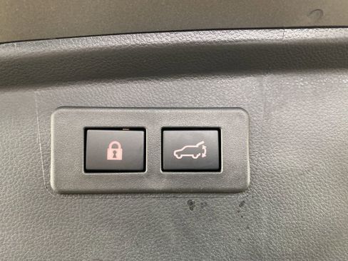 New 2025 Subaru Outback Touring XT image 29