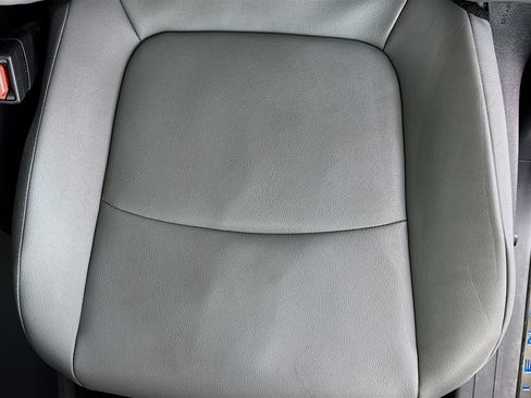 Certified 2024 Toyota Sienna XLE w/ XLE Plus Package FWD image 19