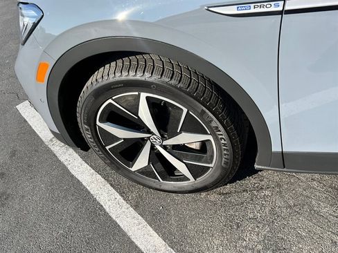 Used 2023 Volkswagen ID.4 Pro S image 15