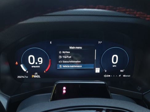 Used 2025 Ford Explorer ST-Line image 26