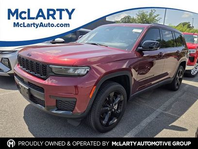 Used 2023 Jeep Grand Cherokee L Laredo