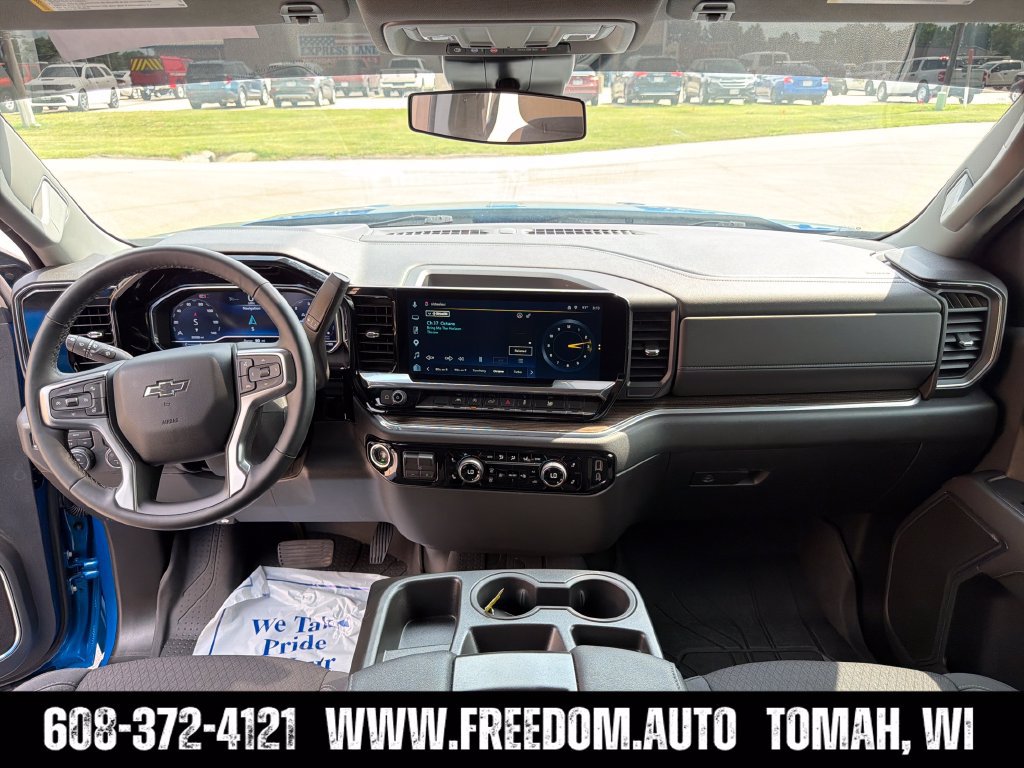 Used 2024 Chevrolet Silverado 1500 RST w/ Rally Edition AWD/4WD image 12