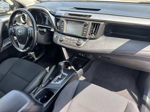 Used 2017 Toyota RAV4 XLE FWD image 15