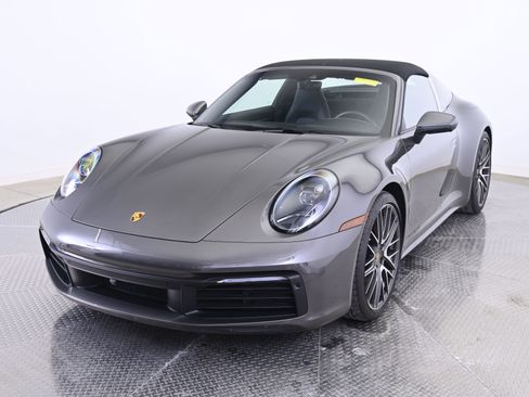 Used 2022 Porsche 911 Targa 4S image 11