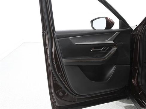 Certified 2024 MAZDA CX-90 3.3 Turbo w/ Premium Package image 4