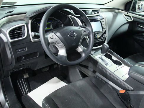 Used 2016 Nissan Murano S AWD/4WD image 5