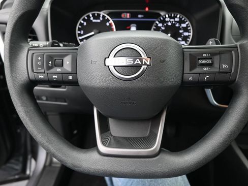 Used 2026 Nissan Rogue S FWD image 12
