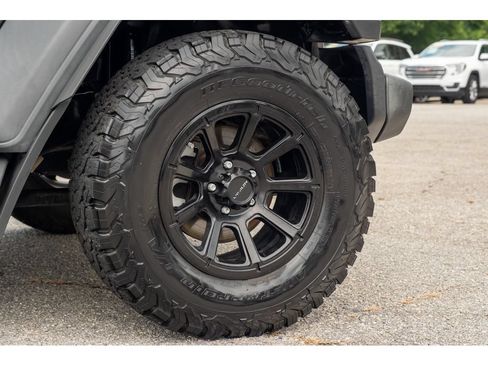 Used 2020 Jeep Wrangler Unlimited Sport AWD/4WD image 10
