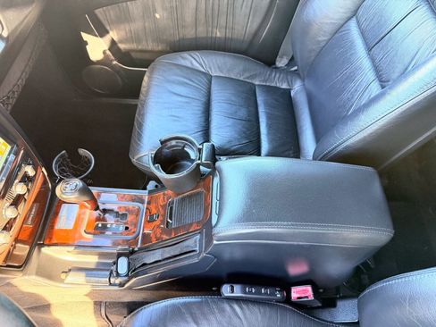 Used 2005 Mercedes-Benz G 500 image 17