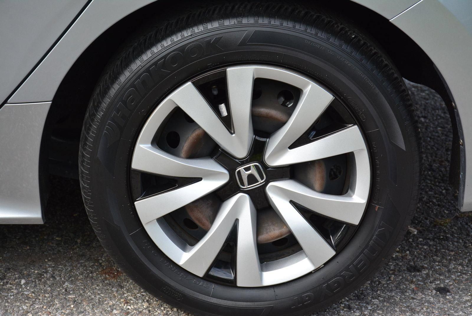 Used 2023 Honda Civic LX image 30