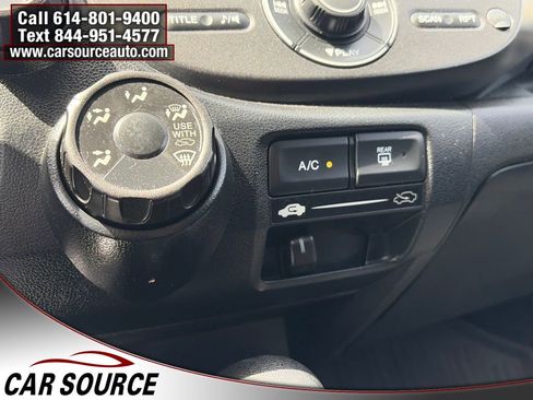 Used 2013 Honda Fit Sport image 18