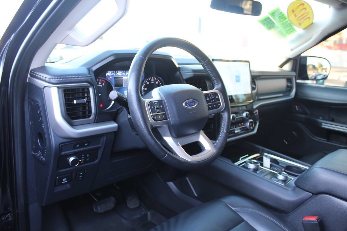 Used 2022 Ford Expedition XLT AWD/4WD image 20