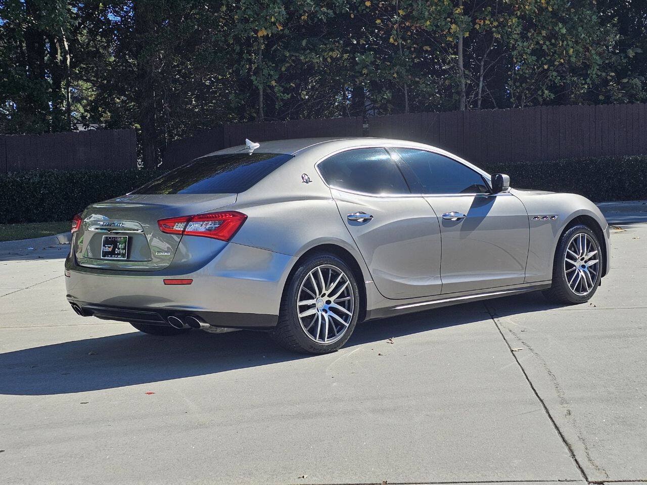 Used 2014 Maserati Ghibli RWD image 17