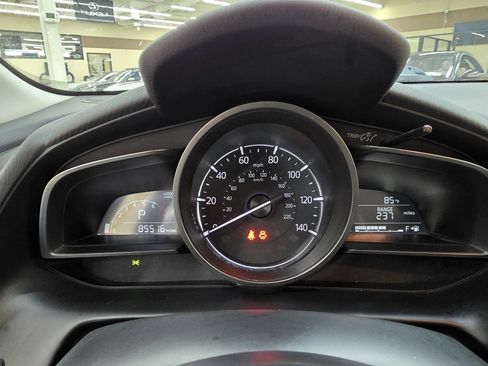 Used 2019 MAZDA CX-3 Touring w/ Preferred Equipment Package FWD image 31