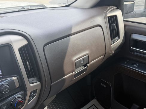 Used 2018 GMC Sierra 3500 Denali w/ Duramax Plus Package image 39