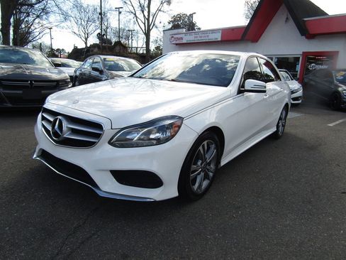 Used 2015 Mercedes-Benz E 350 Sedan w/ Premium 1 Package image 11