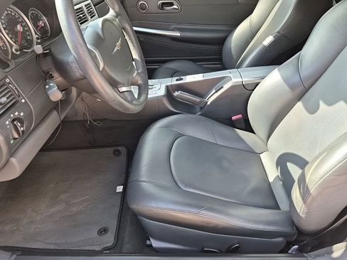 Used 2006 Chrysler Crossfire Limited RWD image 22