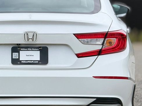 Used 2020 Honda Accord EX image 14