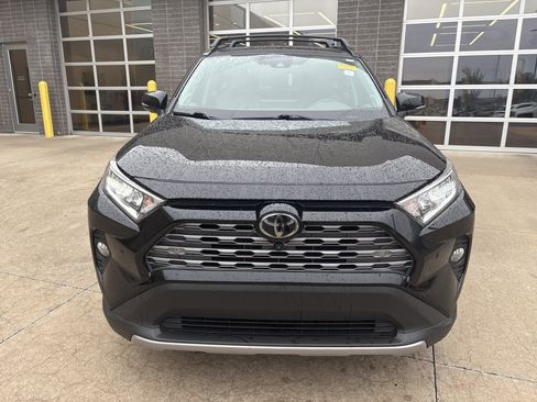 Used 2021 Toyota RAV4 Limited image 11
